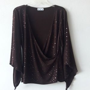 SALE🔥VTG Brown sequins blouse with bell sleeves